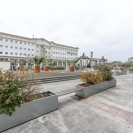 Emplacement Ideal - Paris - Konrad 01 Bussy-Saint-Georges